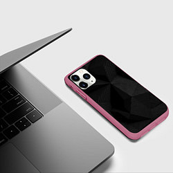 Чехол iPhone 11 Pro матовый КАРБОН ПОЛИГОНЫ, цвет: 3D-малиновый — фото 2
