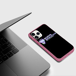 Чехол iPhone 11 Pro матовый Borij Brejcha Glitch, цвет: 3D-малиновый — фото 2