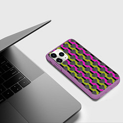 Чехол iPhone 11 Pro матовый Striped multicolored pattern Сердце, цвет: 3D-фиолетовый — фото 2