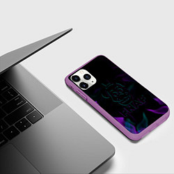 Чехол iPhone 11 Pro матовый Five Nights At Freddys - пламя neon, цвет: 3D-фиолетовый — фото 2
