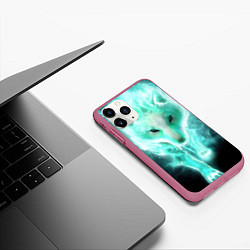 Чехол iPhone 11 Pro матовый Волк из света, цвет: 3D-малиновый — фото 2