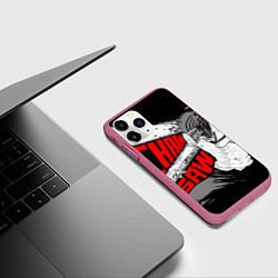 Чехол iPhone 11 Pro матовый Человек-бензопила: Дэндзи, цвет: 3D-малиновый — фото 2