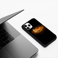 Чехол iPhone 11 Pro матовый Сова вылетает из трехмерного пространства, цвет: 3D-черный — фото 2