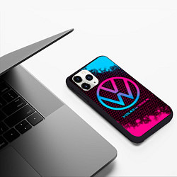 Чехол iPhone 11 Pro матовый Volkswagen - neon gradient, цвет: 3D-черный — фото 2
