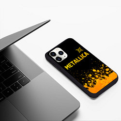 Чехол iPhone 11 Pro матовый Metallica - gold gradient: символ сверху, цвет: 3D-черный — фото 2
