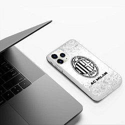 Чехол iPhone 11 Pro матовый AC Milan с потертостями на светлом фоне, цвет: 3D-белый — фото 2