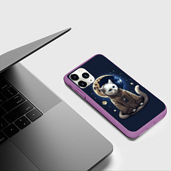 Чехол iPhone 11 Pro матовый Лунный котик, цвет: 3D-фиолетовый — фото 2