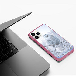 Чехол iPhone 11 Pro матовый Сова белая подмигивает, цвет: 3D-малиновый — фото 2