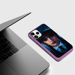 Чехол iPhone 11 Pro матовый Уэнсдэй под зонтом, цвет: 3D-фиолетовый — фото 2