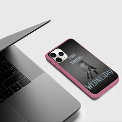 Чехол iPhone 11 Pro матовый Вещь Уэнсдей Аддамс, градиент, цвет: 3D-малиновый — фото 2