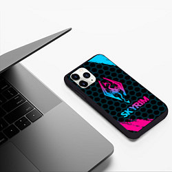 Чехол iPhone 11 Pro матовый Skyrim - neon gradient, цвет: 3D-черный — фото 2
