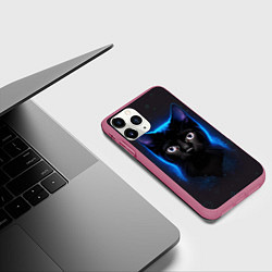 Чехол iPhone 11 Pro матовый Черный кот на фоне созвездий, цвет: 3D-малиновый — фото 2