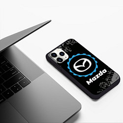 Чехол iPhone 11 Pro матовый Mazda в стиле Top Gear со следами шин на фоне, цвет: 3D-черный — фото 2