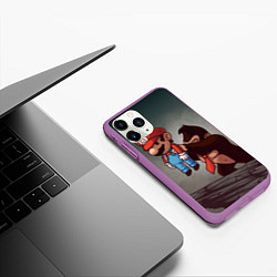 Чехол iPhone 11 Pro матовый Марио держит Данки Конг, цвет: 3D-фиолетовый — фото 2