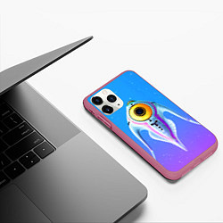 Чехол iPhone 11 Pro матовый Subnautica инопланетная рыба, цвет: 3D-малиновый — фото 2