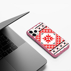 Чехол iPhone 11 Pro матовый Удмуртский стиль, цвет: 3D-малиновый — фото 2