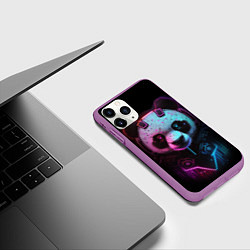 Чехол iPhone 11 Pro матовый Панда в стиле киберпанк, цвет: 3D-фиолетовый — фото 2
