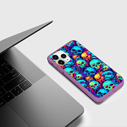 Чехол iPhone 11 Pro матовый Яркие кислотные черепа, цвет: 3D-фиолетовый — фото 2