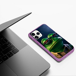 Чехол iPhone 11 Pro матовый Мудрый Пепе, цвет: 3D-фиолетовый — фото 2