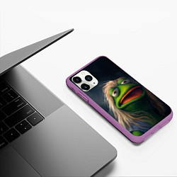 Чехол iPhone 11 Pro матовый Пепе в парике, цвет: 3D-фиолетовый — фото 2