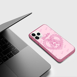 Чехол iPhone 11 Pro матовый Ретро барби в рамке в форма сердца, цвет: 3D-малиновый — фото 2