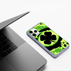 Чехол iPhone 11 Pro матовый Черный клевер кислотный, цвет: 3D-светло-сиреневый — фото 2