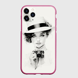 Чехол iPhone 11 Pro матовый Милая девушка с ретро камерой, цвет: 3D-малиновый