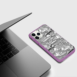 Чехол iPhone 11 Pro матовый Экзотические рыбы в кораллах, цвет: 3D-фиолетовый — фото 2