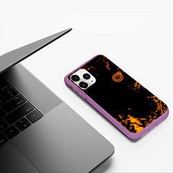 Чехол iPhone 11 Pro матовый Half life orange splash city 17, цвет: 3D-фиолетовый — фото 2