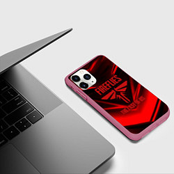Чехол iPhone 11 Pro матовый Одни из нас geometry redstripes, цвет: 3D-малиновый — фото 2