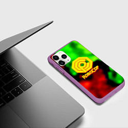 Чехол iPhone 11 Pro матовый Робот полицейский flame, цвет: 3D-фиолетовый — фото 2
