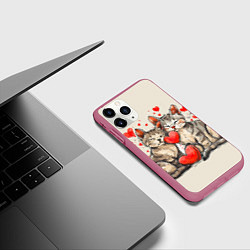 Чехол iPhone 11 Pro матовый Влюбленные кошечки с сердечками, цвет: 3D-малиновый — фото 2