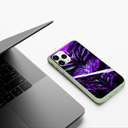 Чехол iPhone 11 Pro матовый Фиолетовый камень на чёрном фоне, цвет: 3D-салатовый — фото 2