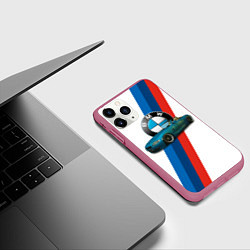 Чехол iPhone 11 Pro матовый Немецкий родстер BMW, цвет: 3D-малиновый — фото 2
