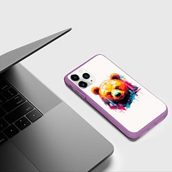 Чехол iPhone 11 Pro матовый Мишка в городе: голова медведя на фоне красочного, цвет: 3D-фиолетовый — фото 2