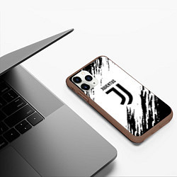 Чехол iPhone 11 Pro матовый Juventus краски, цвет: 3D-коричневый — фото 2