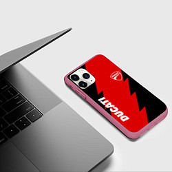 Чехол iPhone 11 Pro матовый Ducati - logo, цвет: 3D-малиновый — фото 2
