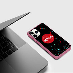 Чехол iPhone 11 Pro матовый NASA glitch splash, цвет: 3D-малиновый — фото 2