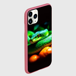 Чехол iPhone 11 Pro матовый Зеленая змея в апельсинах и мандаринах: символ нов, цвет: 3D-малиновый — фото 2