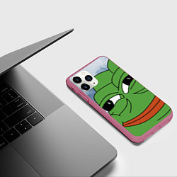 Чехол iPhone 11 Pro матовый Хитрый лягушонок пепе, цвет: 3D-малиновый — фото 2