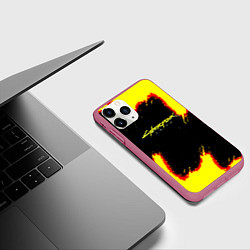 Чехол iPhone 11 Pro матовый Cyberpunk 2077 огненный стиль, цвет: 3D-малиновый — фото 2
