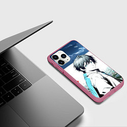 Чехол iPhone 11 Pro матовый Аниме город, цвет: 3D-малиновый — фото 2