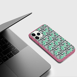 Чехол iPhone 11 Pro матовый Паттерн в стиле граффити и африканских узоров, цвет: 3D-малиновый — фото 2