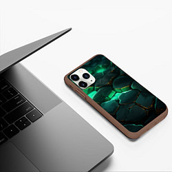 Чехол iPhone 11 Pro матовый Зеленые камни с освещением текстура, цвет: 3D-коричневый — фото 2