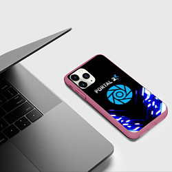 Чехол iPhone 11 Pro матовый Portal 2 неоновая текстура, цвет: 3D-малиновый — фото 2