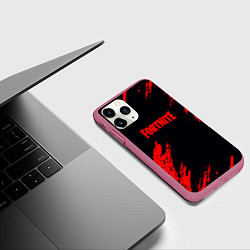 Чехол iPhone 11 Pro матовый Fortnite красные краски лого, цвет: 3D-малиновый — фото 2