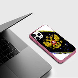 Чехол iPhone 11 Pro матовый Россия герб краски и полосы, цвет: 3D-малиновый — фото 2