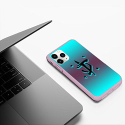 Чехол iPhone 11 Pro матовый Doom gradient logo, цвет: 3D-розовый — фото 2