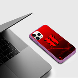 Чехол iPhone 11 Pro матовый Starcraft молнии, цвет: 3D-фиолетовый — фото 2