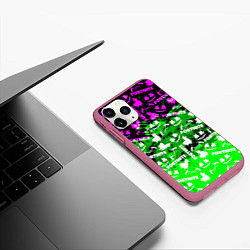 Чехол iPhone 11 Pro матовый Fortnite краски кислота, цвет: 3D-малиновый — фото 2